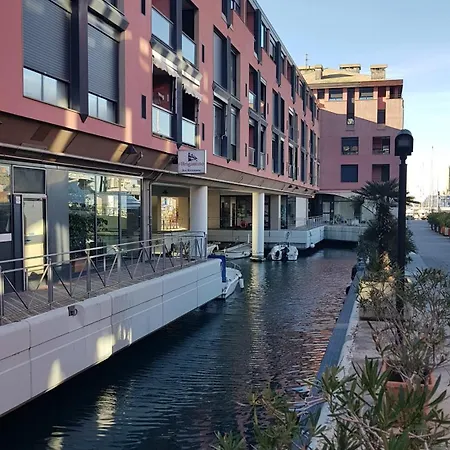 Trilocale Sull'Acqua Al Porto Antico Apartment Genoa Exterior photo